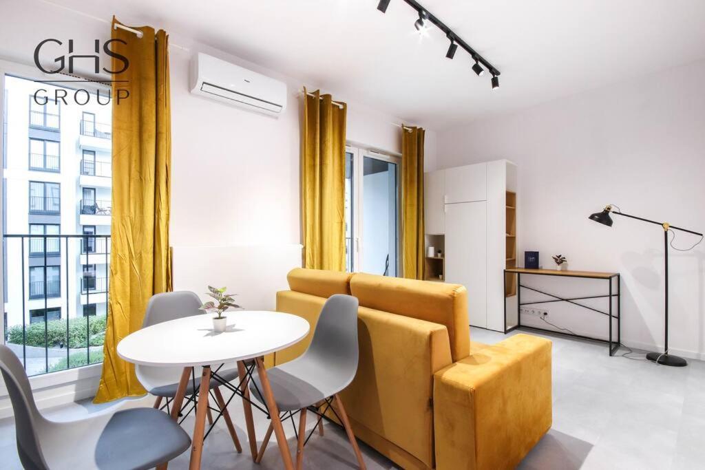 Apartment Stylowy Apartament Blisko Dworca Glownego